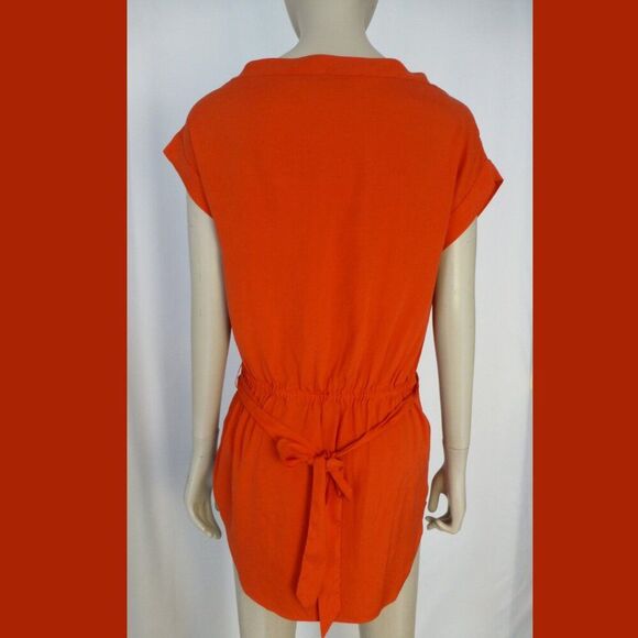 Guess by Marciano Silk Red Short Sleeves with Belt Top (Faint spots at fabric) - Picture 4 of 11